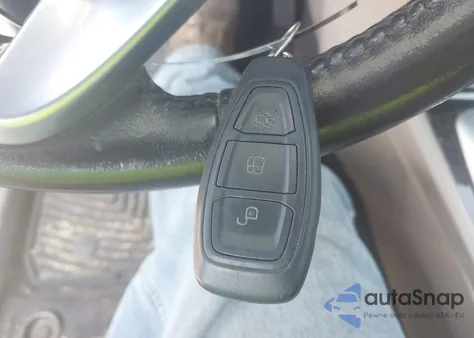 2017 Ford Fiesta Titanium из США, поврежденный, VIN 3FADP4CJ1HM129677